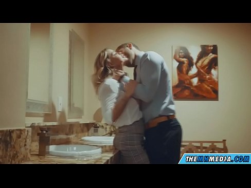 ❤️ Când o blondă cu sânii mari te seduce într-o toaletă publică at ro.freepornhdonlinegay.ru ️❤
